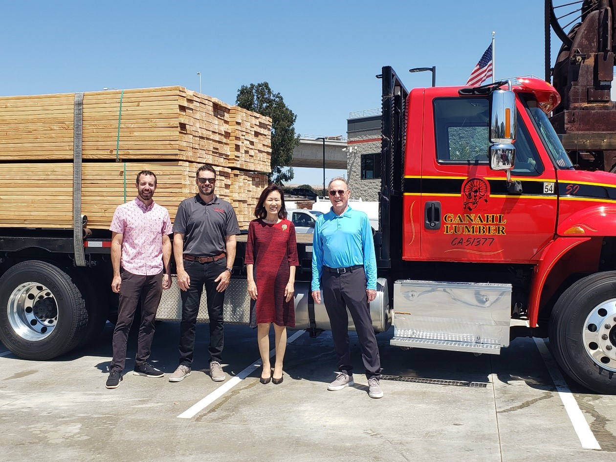 Home West Coast Lumber & Building Material Association